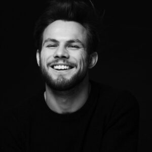 Zeynep ARSLAN Zeynep ARSLAN